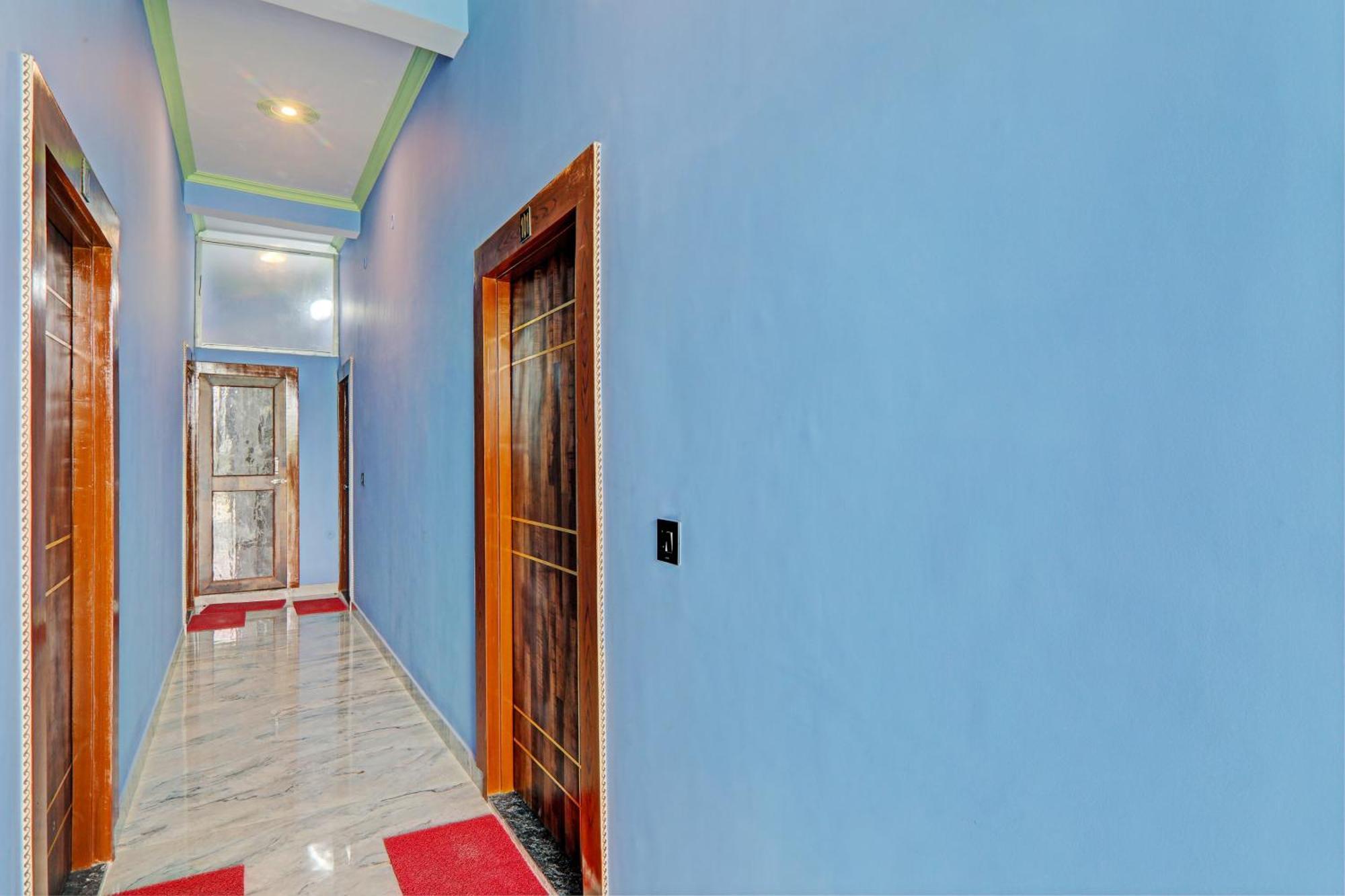 Oyo Green Valley Guest House Sultanpur  Экстерьер фото